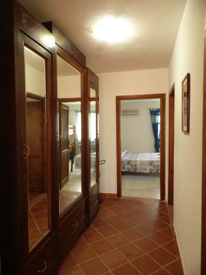 Villa L'Oleandro Oliena Exterior foto