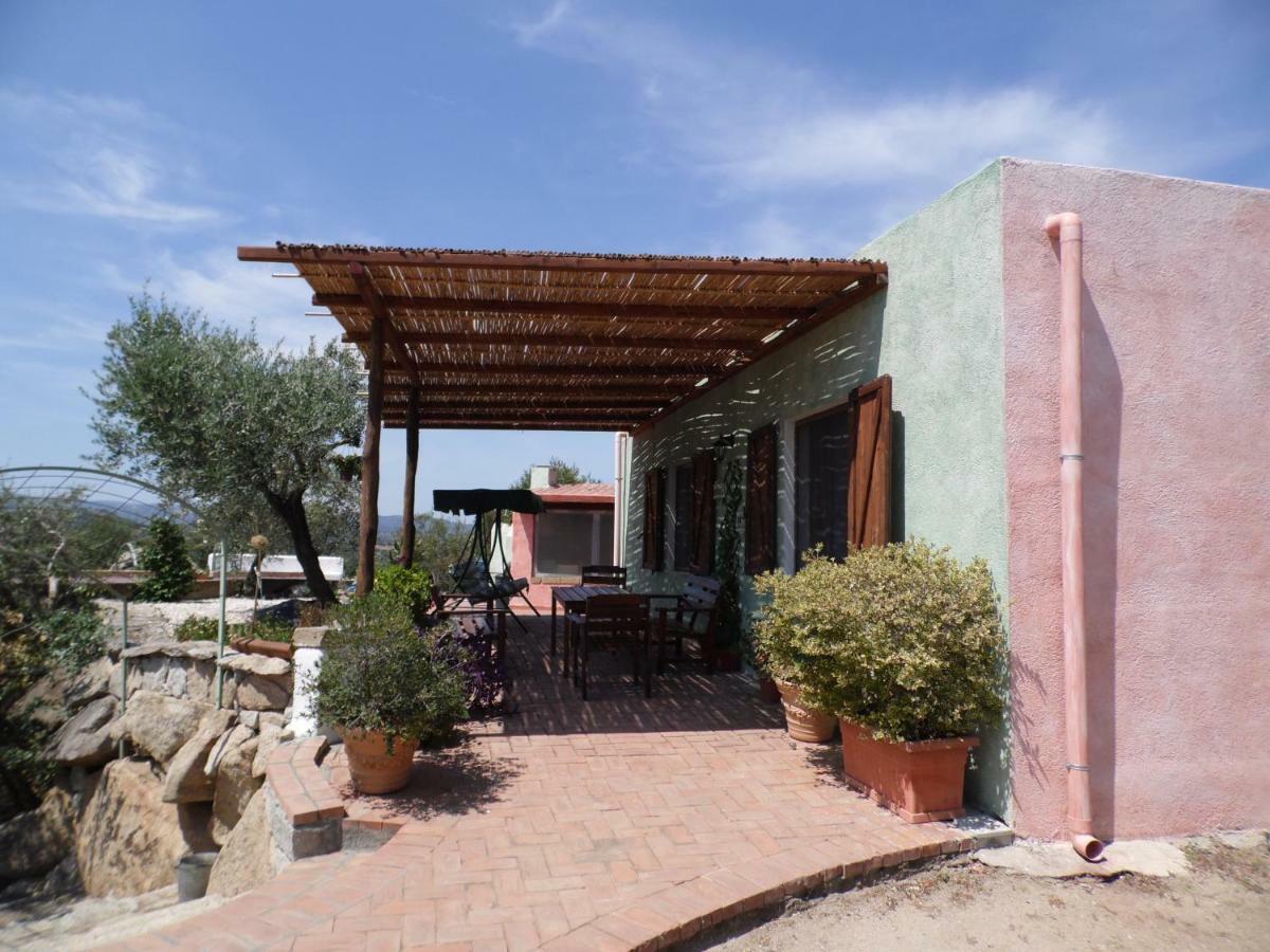 Villa L'Oleandro Oliena Exterior foto